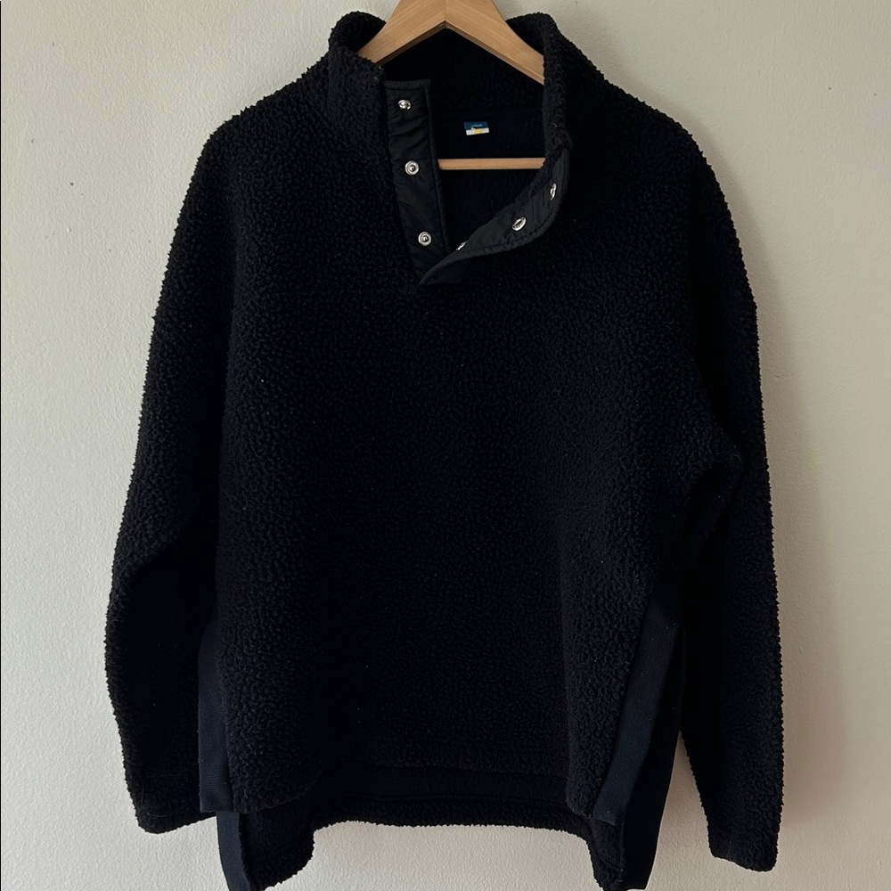 Old Navy Women’s Black Fleece size medium